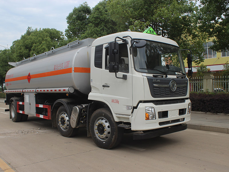 東風(fēng)天錦18.1立方SCS5262GYYDFH6運油車